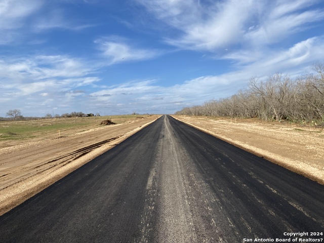 Image 8 of 18 For 124 Sylas Hayes Loop