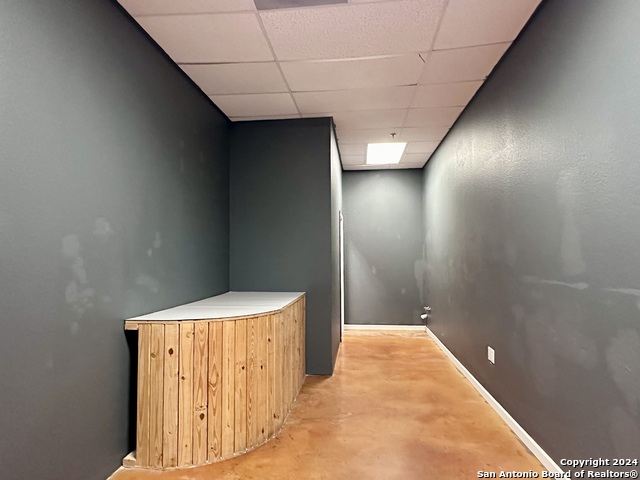 Listing photo id 14 for 8142 Shin Oak 106
