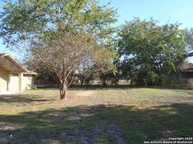 Image 8 of 27 For 2442 Quail Ridge Dr