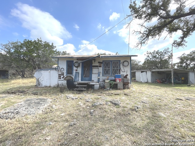 Image 8 of 41 For 890 County Road 246