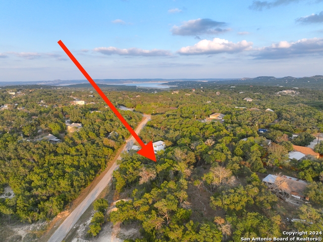 Listing photo id 0 for 762 & 758 Firefly Dr