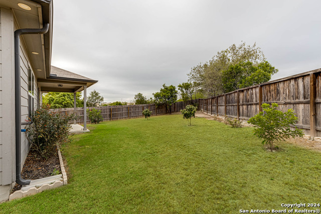 Listing photo id 27 for 15227 Pandion Drive