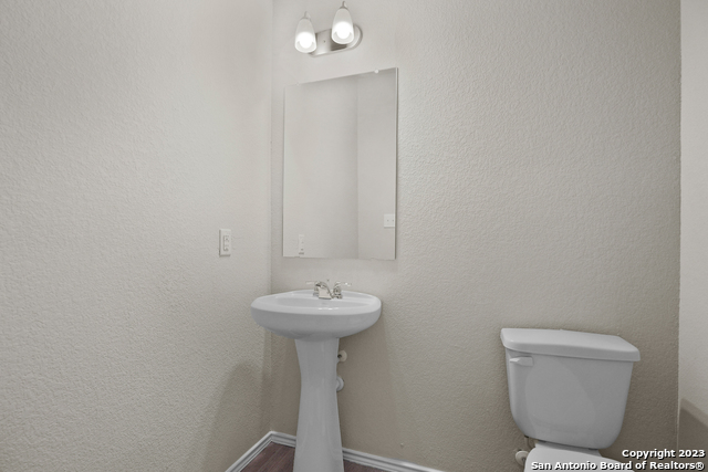 Image 10 of 24 For 2087 Olivia Drive