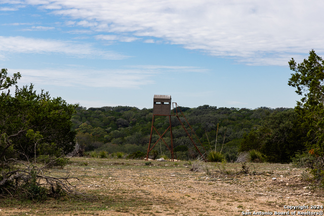 Image 5 of 22 For 12628 Ranch Road 1674