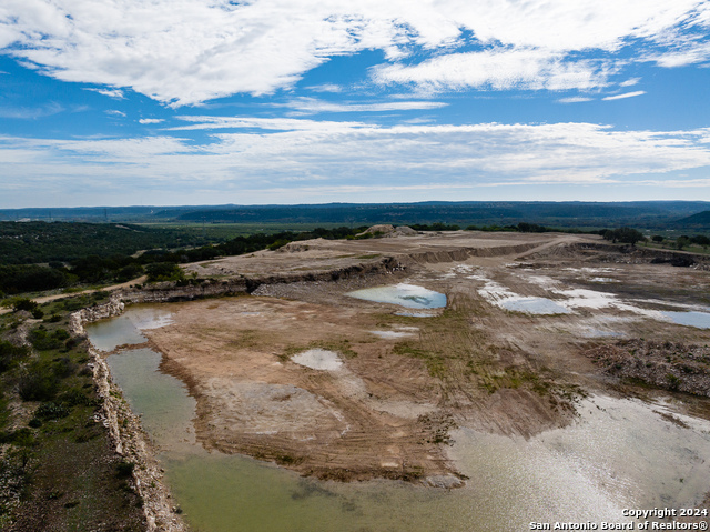 Image 7 of 22 For 12628 Ranch Road 1674