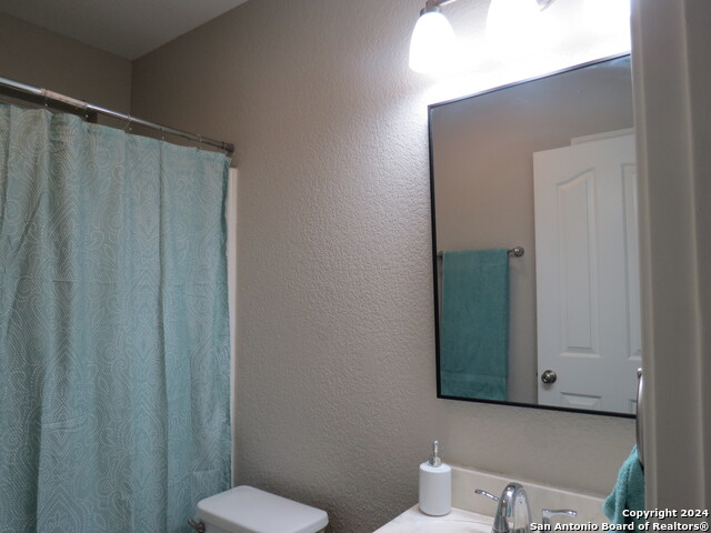 Image 12 of 13 For 843 Hueco Dr