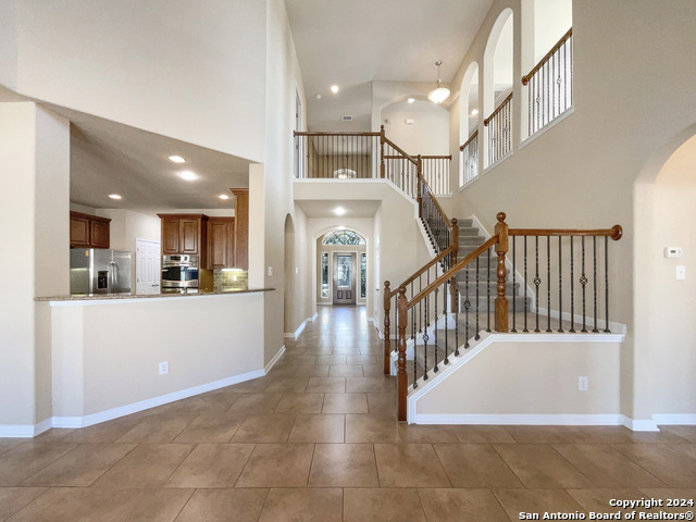 Listing photo id 12 for 9615 Calmont Way