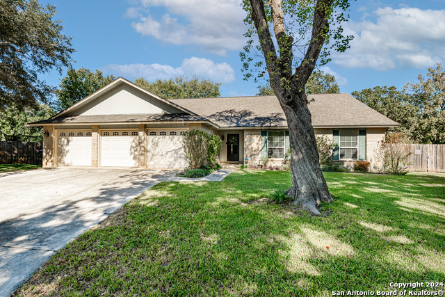 Details for 214 Oldtowne Rd, Seguin, TX 78155