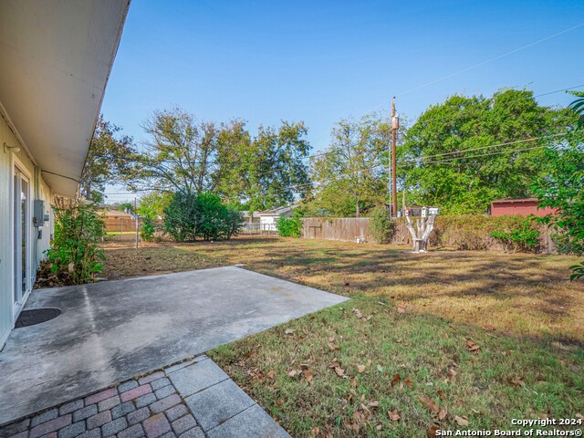 Image 18 of 24 For 808 North Milam St