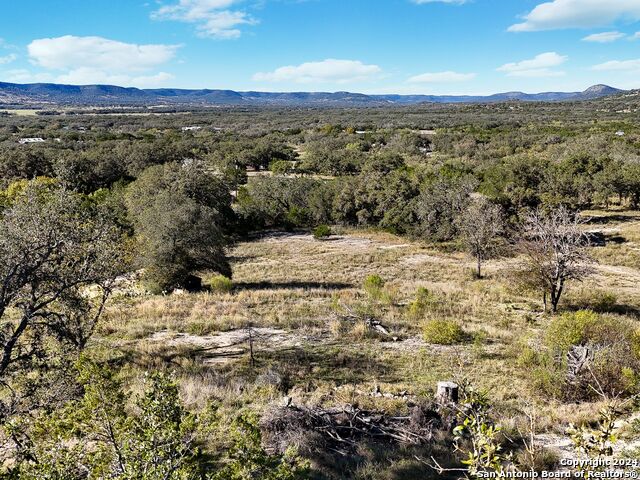 Image 6 of 30 For 207 Roadrunner Trail