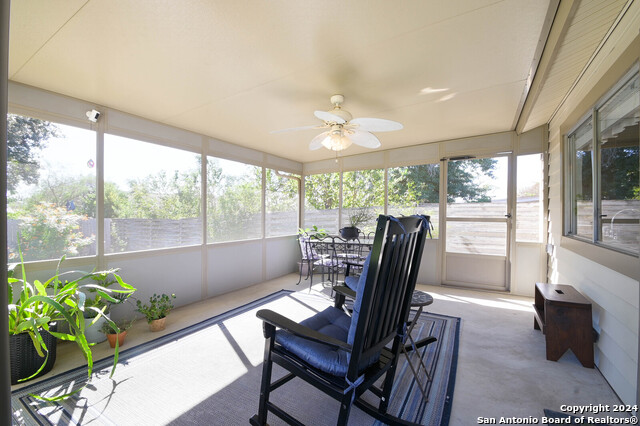 Listing photo id 20 for 5006 Las Campanas St