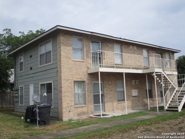 Details for 426 Wharton St  2, San Antonio, TX 78210