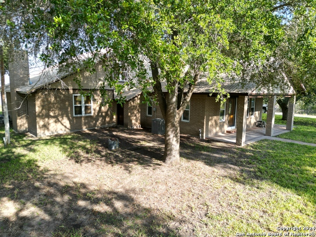 Listing photo id 2 for 100 County Road 305