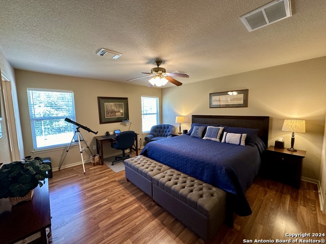 Listing photo id 11 for 1798 River Bluff Circle