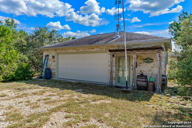 Listing photo id 32 for 370 Rim Rock Ranch