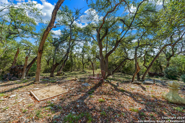 Listing photo id 40 for 370 Rim Rock Ranch