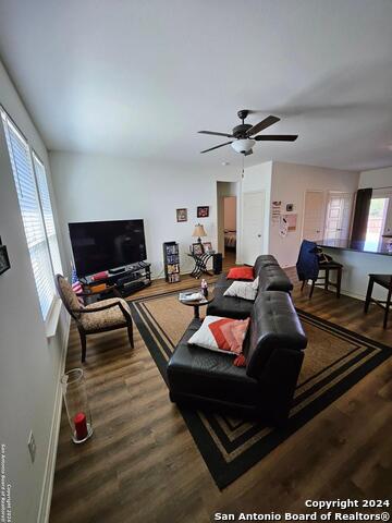 Image 2 of 11 For 1580 Blueridge Dr