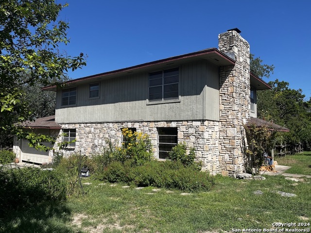 Details for 140 Loma Vuelta, Kerrville, TX 78028