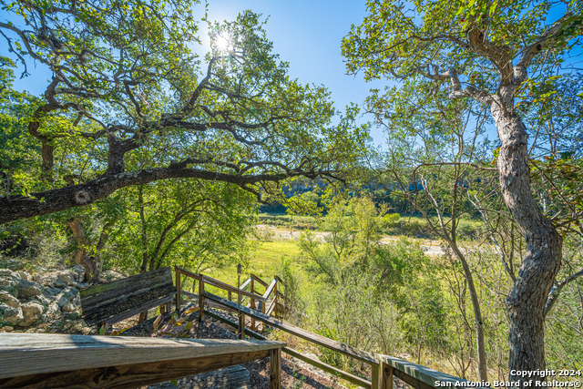 Image 23 of 29 For 375 Scenic Loop