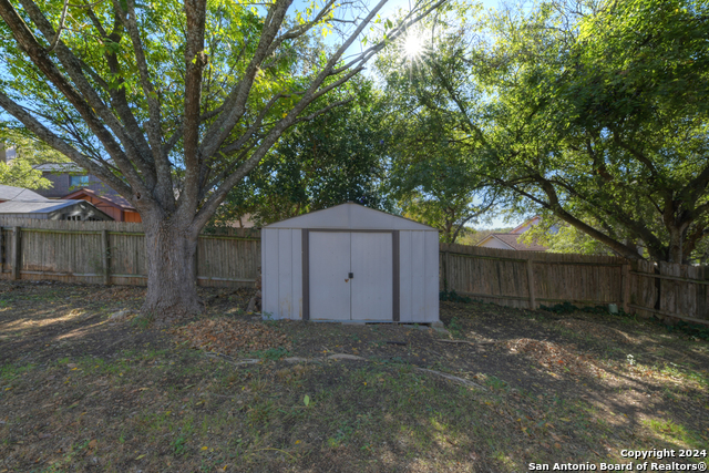 Listing photo id 28 for 8742 Timberstone St