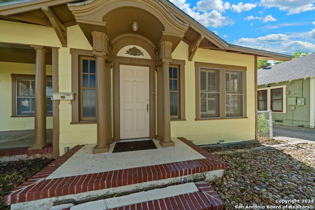 Details for 418 Fulton Ave, San Antonio, TX 78212