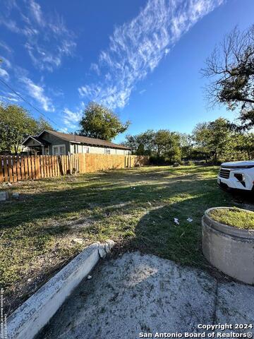 Details for 214 Lachapelle E, San Antonio, TX 78204