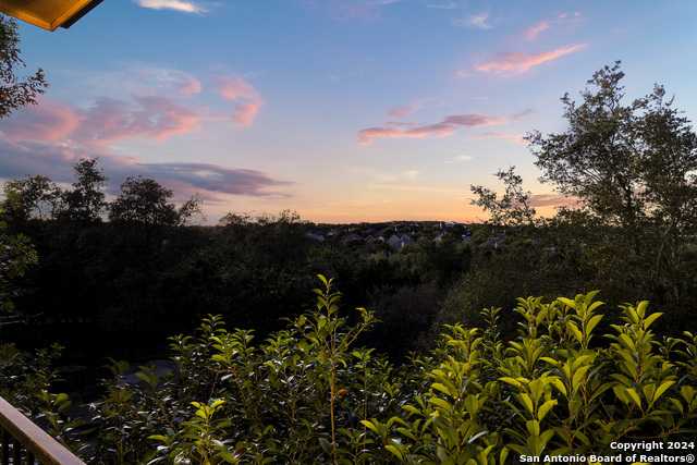 Image 46 of 49 For 3607 Sunset Cliff