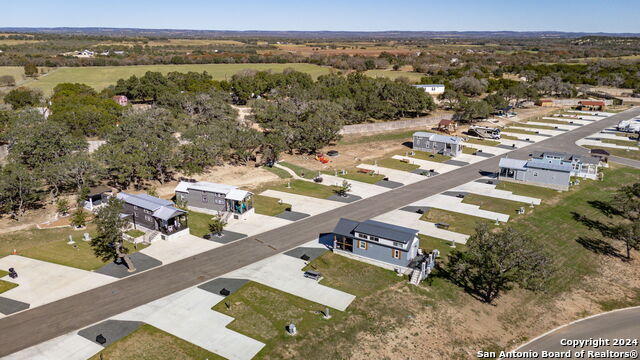 Image 3 of 35 For 5386 Ranch Road 1376 #47