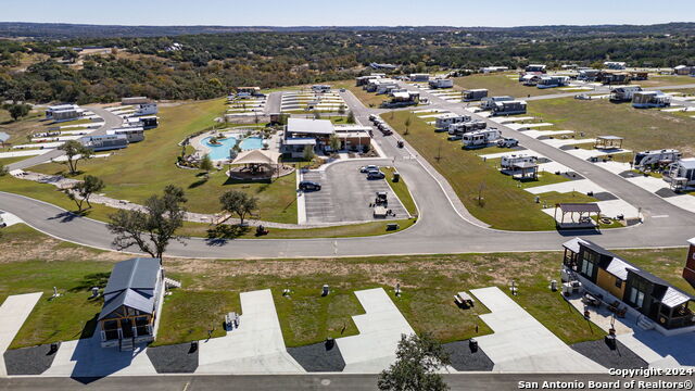 Image 4 of 35 For 5386 Ranch Road 1376 #47