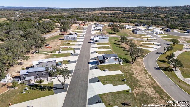 Image 5 of 35 For 5386 Ranch Road 1376 #47