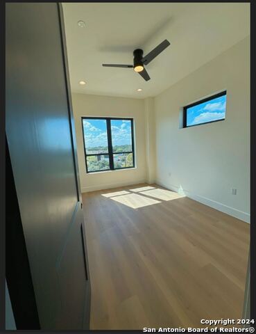 Image 16 of 30 For 10899 S Hausman Rd  201