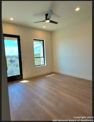 Image 17 of 30 For 10899 S Hausman Rd  201