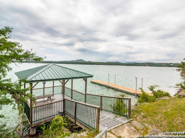 Image 18 of 21 For 0 Pr 1518 Lot 155 156