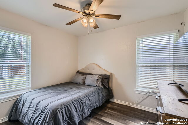 Listing photo id 7 for 207 Villaret Blvd E