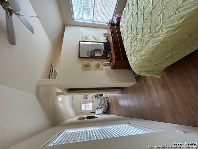 Listing photo id 9 for 147 Crooked Creek Path