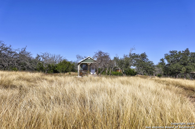 Listing photo id 25 for 147 Crooked Creek Path