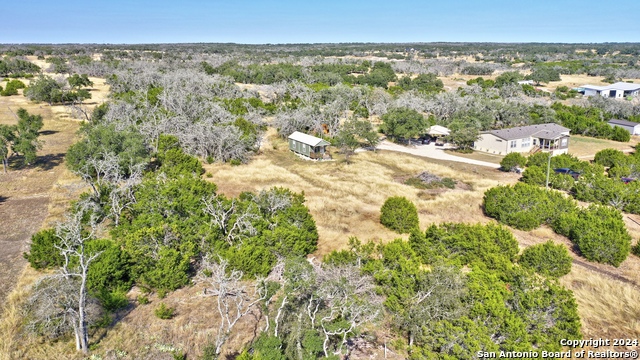 Listing photo id 29 for 147 Crooked Creek Path