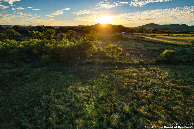 Image 12 of 17 For 609 B & R Rd