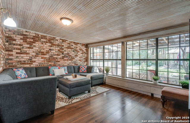 Image 13 of 50 For 250 Donella Dr