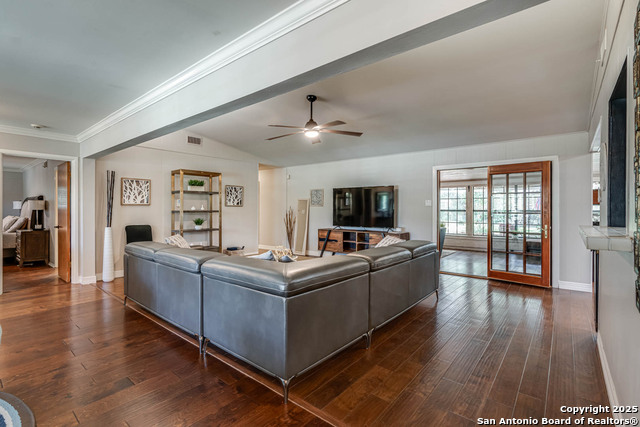 Image 8 of 50 For 250 Donella Dr