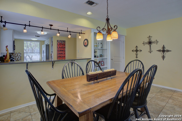 Image 15 of 50 For 214 T Bar M Dr  214