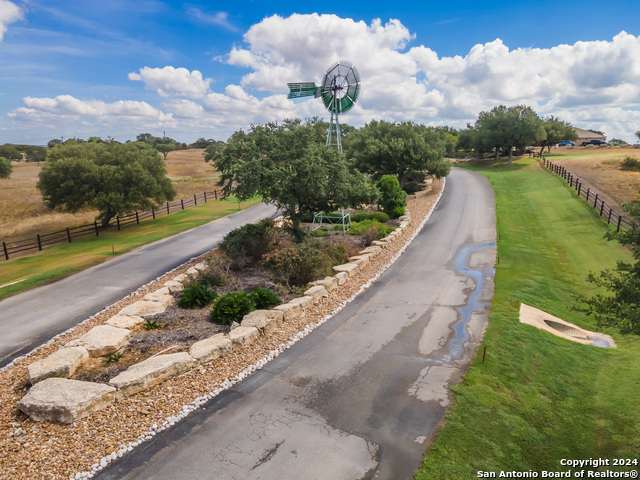 Details for 141 Lon Price N, Blanco, TX 78606