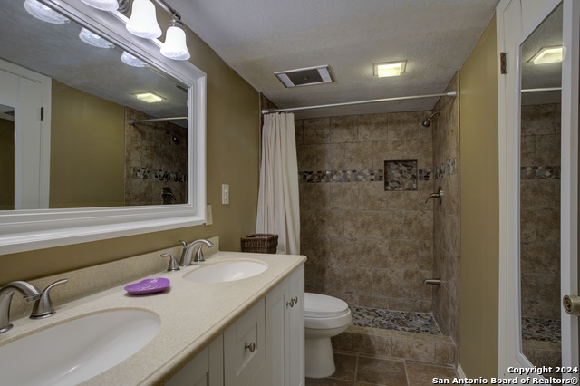 Image 24 of 42 For 211 T Bar M Dr  211