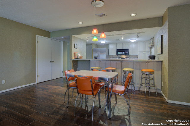 Image 7 of 42 For 211 T Bar M Dr  211