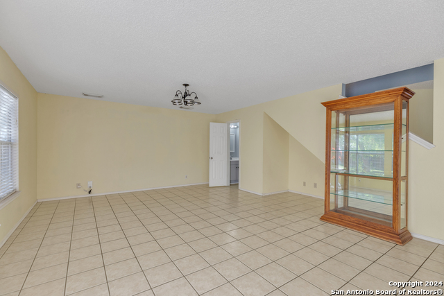 Image 10 of 36 For 9206 Dancove Dr