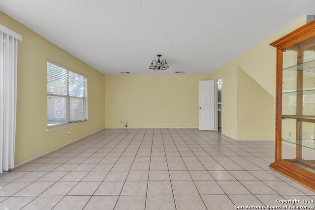 Image 11 of 36 For 9206 Dancove Dr