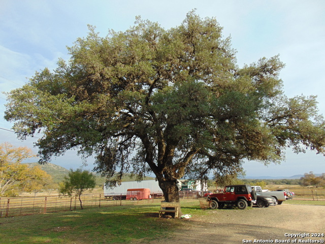 Image 26 of 28 For 969 Walter White Ranch Rd.