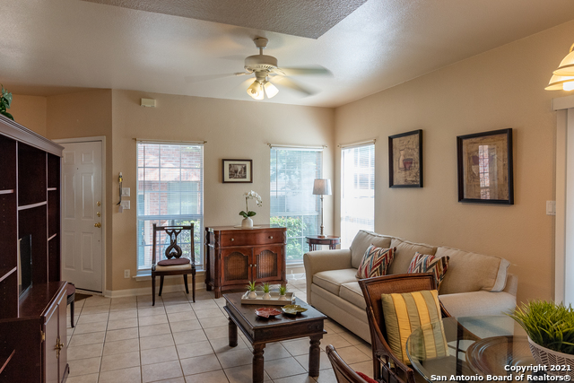 Image 6 of 37 For 129 Chapel Hill Circle  129