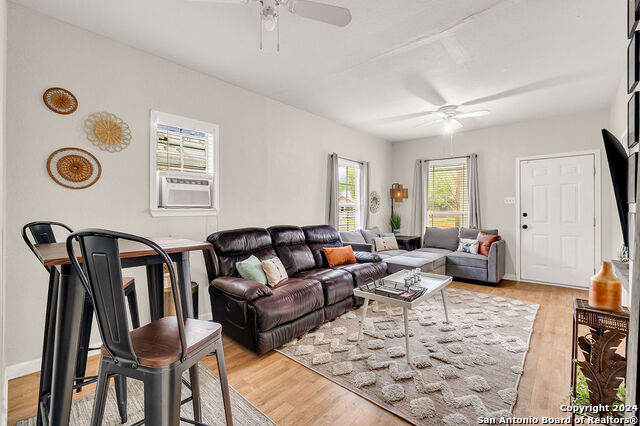 Image 3 of 13 For 830 Canton  