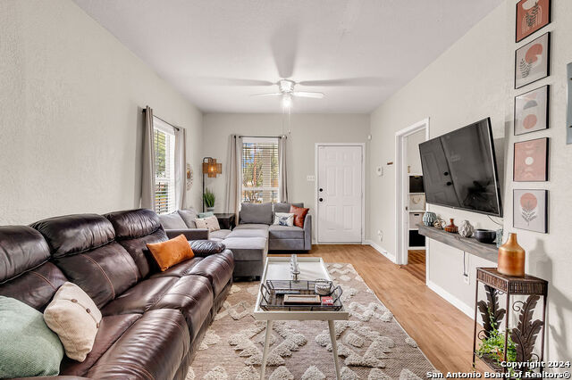 Image 4 of 13 For 830 Canton  